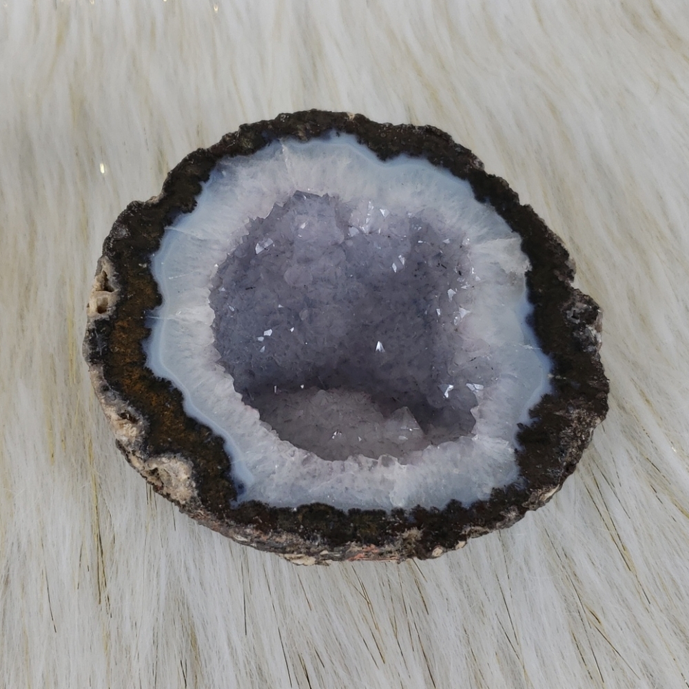 Half Geode - Picture 1 of 7